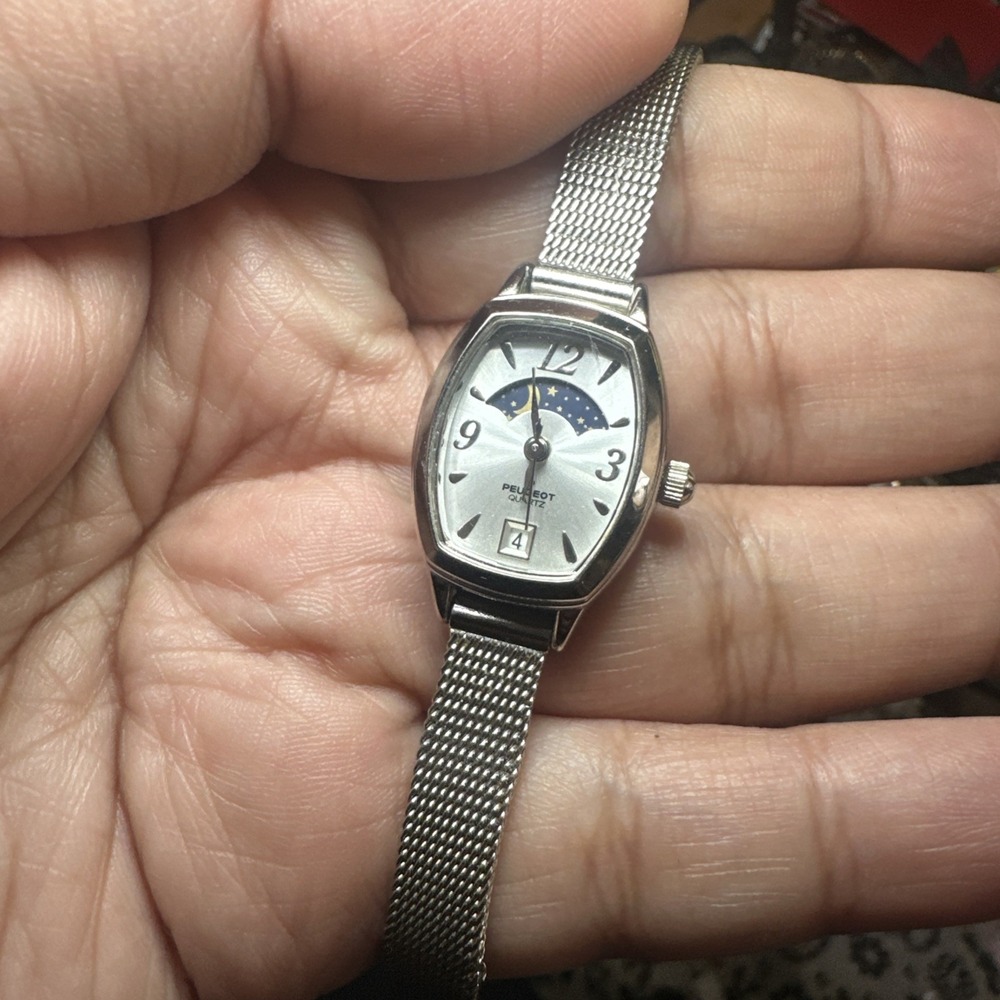 Working Peugeot Ladies Slim Sun Moon Phase 19mm Silver Watch Fit 6.5in Rare Runs